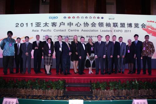 Group photo with APCCAL Leaders and Government Officials